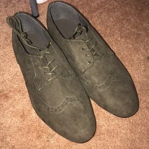 Never worn olive green saddle shoes